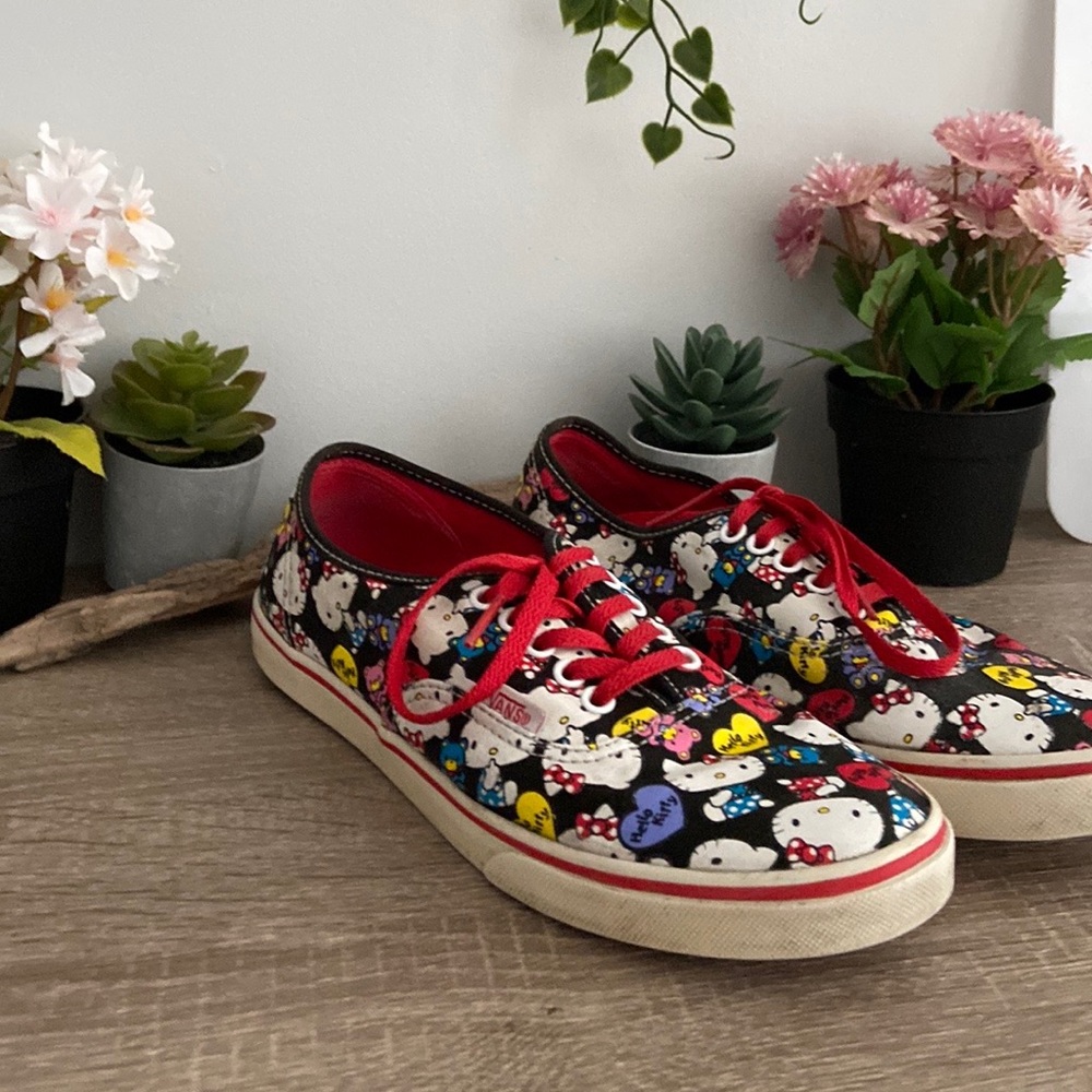 Hello Kitty Vans Old Skool